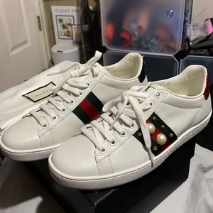 Gucci Womens Shoes size 7